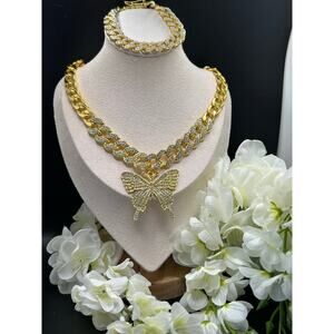 Gold Tone Butterfly Necklace & Bracelet Set Crystal Chunky Link Chain